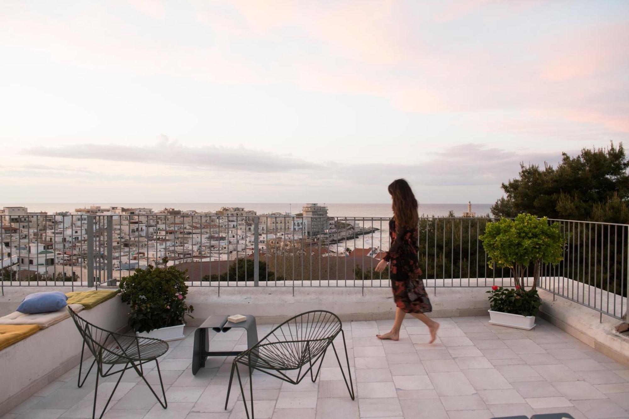Dimora Cummà Marì Acomodação com café da manhã Vieste Exterior foto